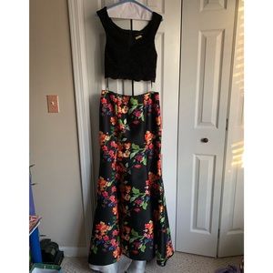 City Triangles Two Piece Floral Prom Dress